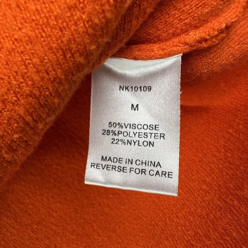 Lumiere‎ Women's Orange Crewneck Cropped Sweater Size Medium